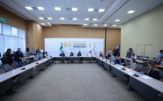 Slide_whatsapp_image_2025-09-18_at_11.14.11_am