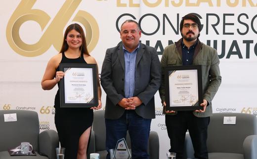 Slide_imagen_de_whatsapp_2025-12-05_a_las_12.29.44_745973e8