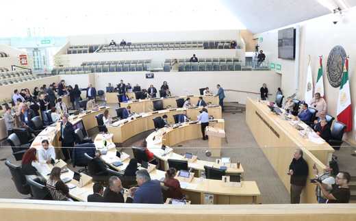 Slide_whatsapp_image_2025-12-17_at_10.47.11_am