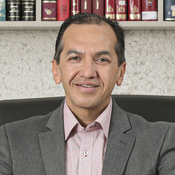 Diputado_redondo_enrique_alba_marti_nez