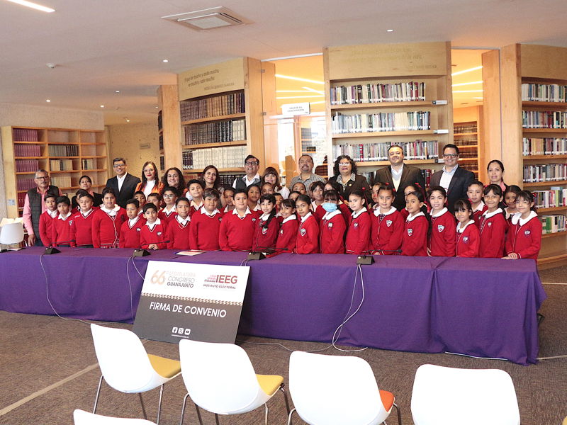https://congreso-gto.s3.amazonaws.com/uploads/imagen/imagen/100502/pop__MG_0858.JPG