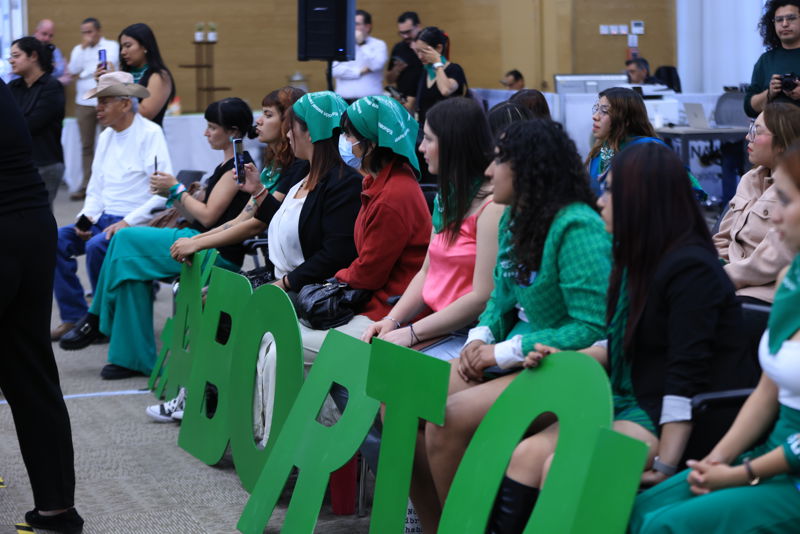 https://congreso-gto.s3.amazonaws.com/uploads/imagen/imagen/100544/pop_6H9A7779.JPG