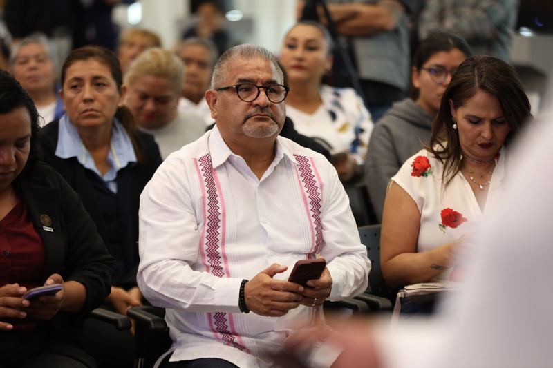 https://congreso-gto.s3.amazonaws.com/uploads/imagen/imagen/100692/pop_0H7A8184.JPG