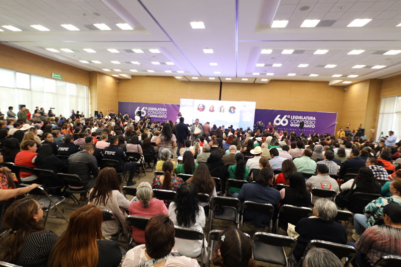 https://congreso-gto.s3.amazonaws.com/uploads/imagen/imagen/100693/pop_0H7A8198.JPG