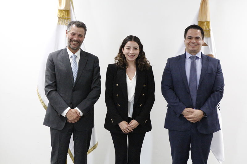 https://congreso-gto.s3.amazonaws.com/uploads/imagen/imagen/101567/pop__MG_1193.JPG