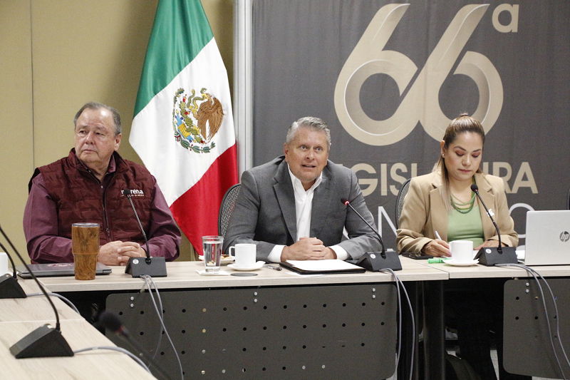 https://congreso-gto.s3.amazonaws.com/uploads/imagen/imagen/101600/pop__MG_1292.JPG