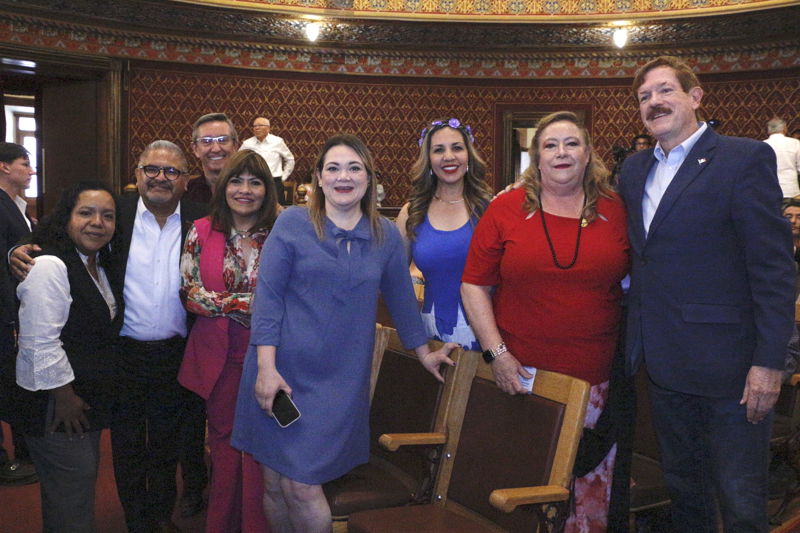https://congreso-gto.s3.amazonaws.com/uploads/imagen/imagen/101738/pop__MG_1887.JPG