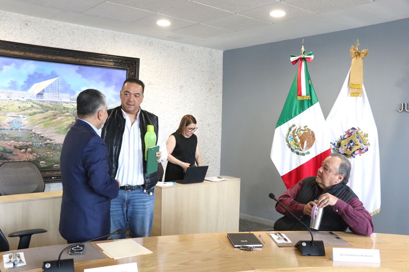 https://congreso-gto.s3.amazonaws.com/uploads/imagen/imagen/101834/pop_7A4A0077.JPG