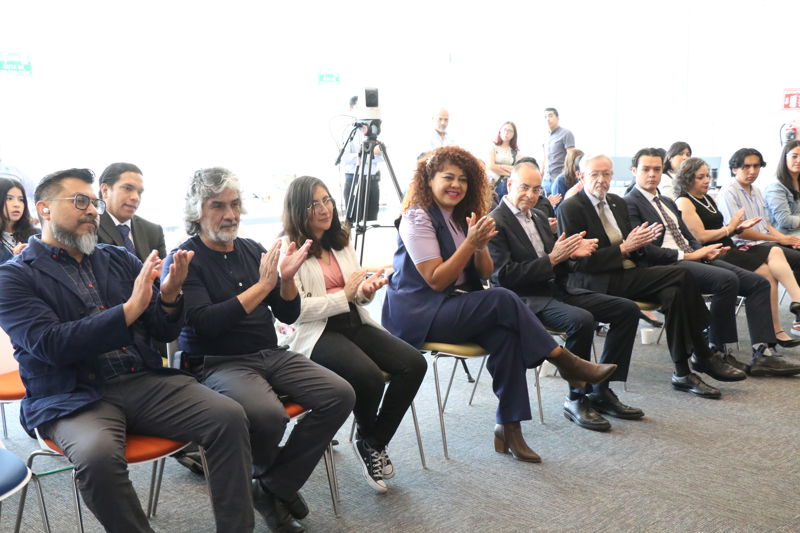 https://congreso-gto.s3.amazonaws.com/uploads/imagen/imagen/101852/pop_7A4A0176.JPG