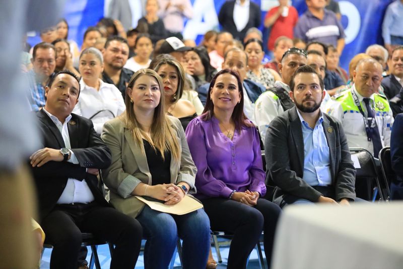 https://congreso-gto.s3.amazonaws.com/uploads/imagen/imagen/101893/pop_54b613b1-ddca-4756-a1ee-b7ce1404e718.jpg