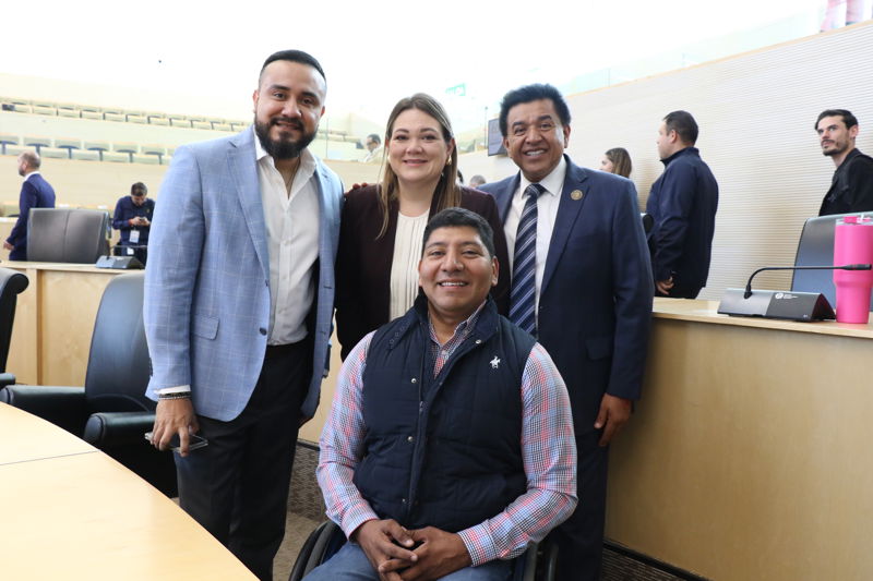 https://congreso-gto.s3.amazonaws.com/uploads/imagen/imagen/101913/pop_7A4A0369.JPG