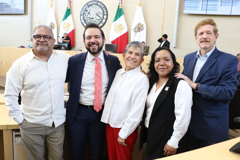 https://congreso-gto.s3.amazonaws.com/uploads/imagen/imagen/101914/pop_7A4A0362.JPG