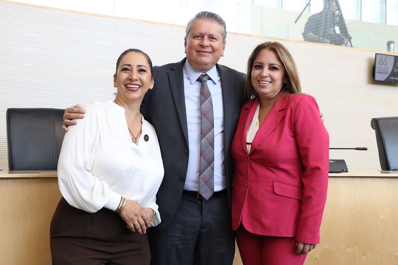 https://congreso-gto.s3.amazonaws.com/uploads/imagen/imagen/102052/pop_7A4A1098.JPG