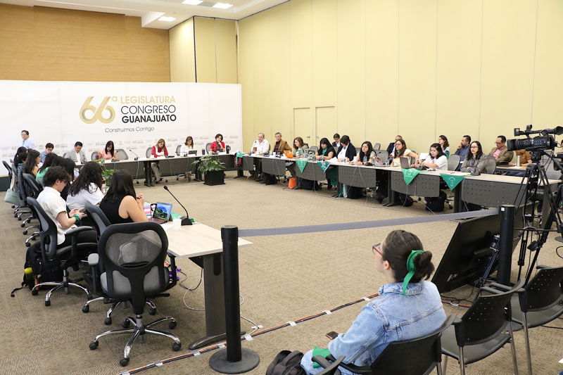 https://congreso-gto.s3.amazonaws.com/uploads/imagen/imagen/102208/pop_7A4A2009.JPG