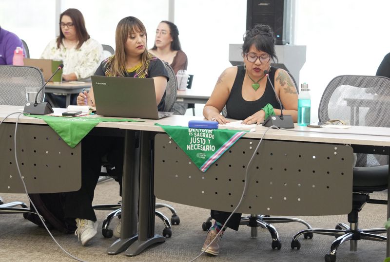 https://congreso-gto.s3.amazonaws.com/uploads/imagen/imagen/102251/pop_60445337-f792-46ca-844d-00c545bdd1f7.jpg
