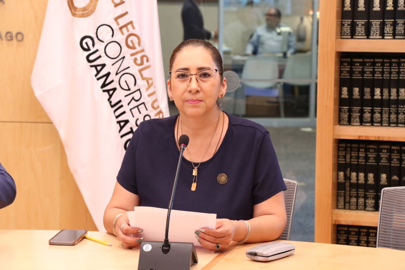 https://congreso-gto.s3.amazonaws.com/uploads/imagen/imagen/102508/pop_7A4A3340.JPG