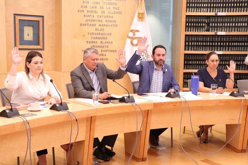 https://congreso-gto.s3.amazonaws.com/uploads/imagen/imagen/102517/pop_7A4A3376.JPG