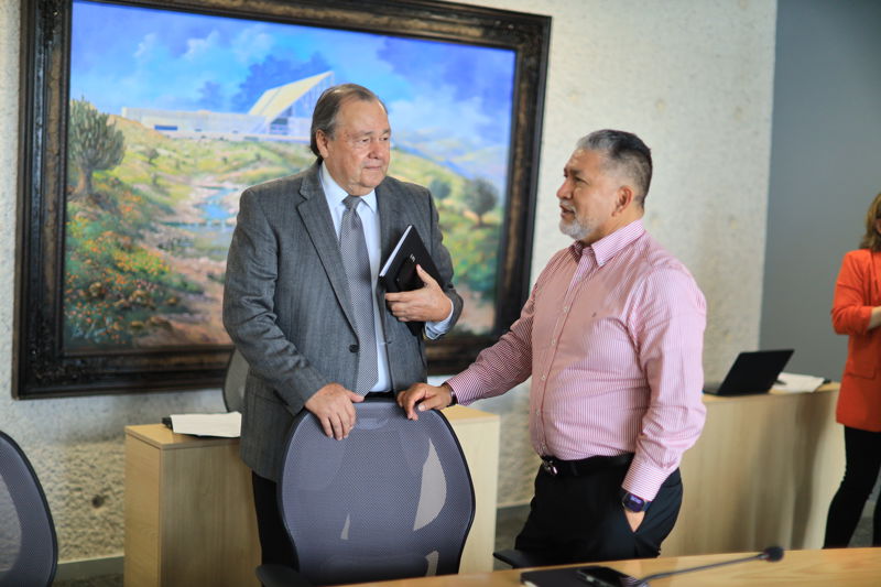 https://congreso-gto.s3.amazonaws.com/uploads/imagen/imagen/102880/pop_0H7A6879.JPG