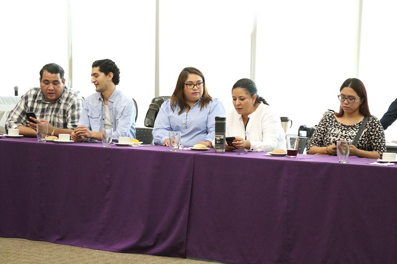https://congreso-gto.s3.amazonaws.com/uploads/imagen/imagen/103386/pop_7A4A7852.JPG