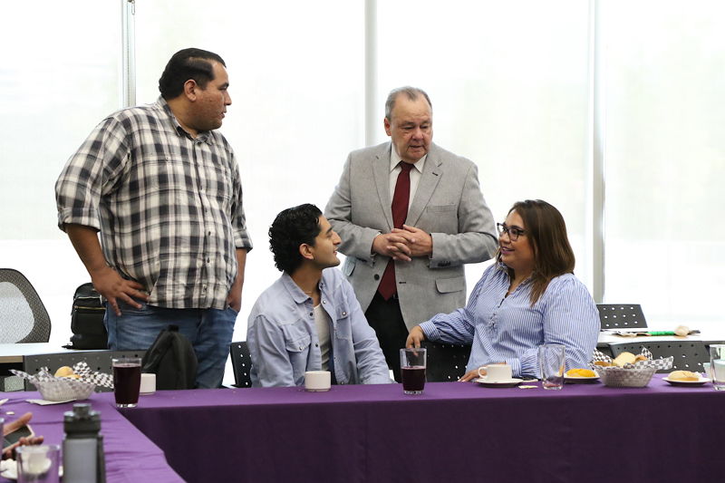 https://congreso-gto.s3.amazonaws.com/uploads/imagen/imagen/103391/pop_7A4A7876.JPG