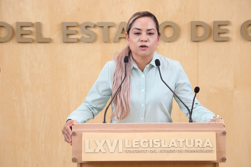 https://congreso-gto.s3.amazonaws.com/uploads/imagen/imagen/103420/pop_7A4A8476.JPG