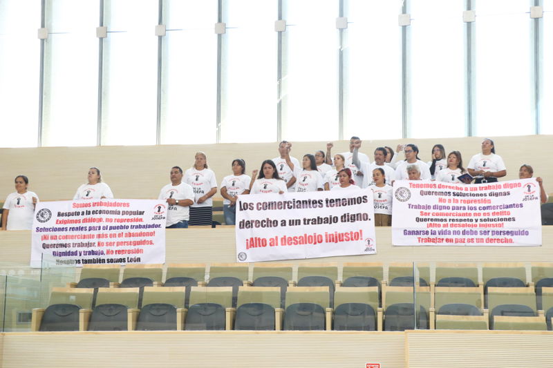 https://congreso-gto.s3.amazonaws.com/uploads/imagen/imagen/103424/pop_7A4A8284.JPG