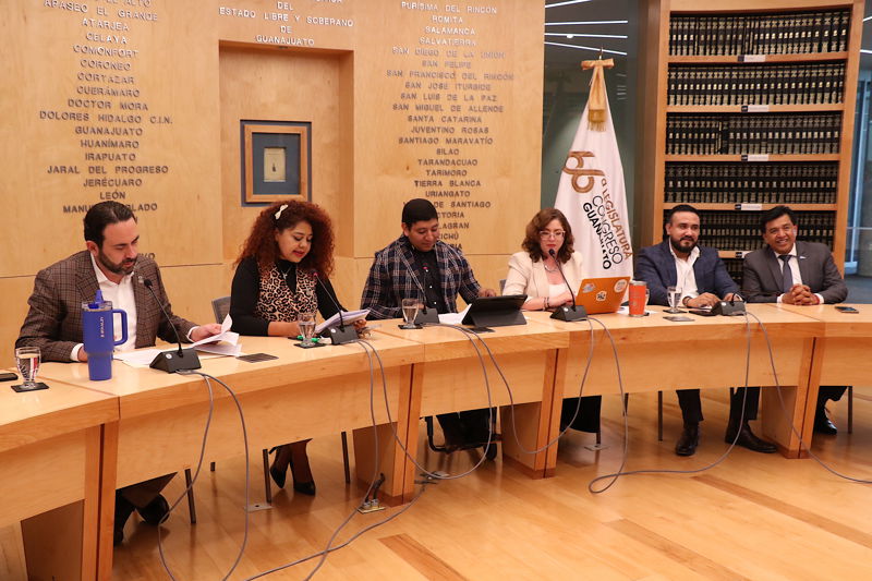 https://congreso-gto.s3.amazonaws.com/uploads/imagen/imagen/103487/pop_7A4A8526.JPG