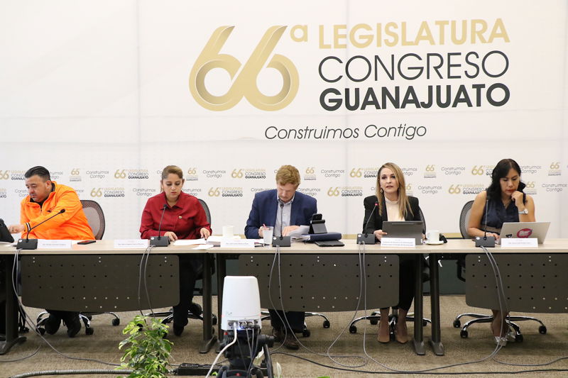 https://congreso-gto.s3.amazonaws.com/uploads/imagen/imagen/103497/pop_7A4A8588.JPG