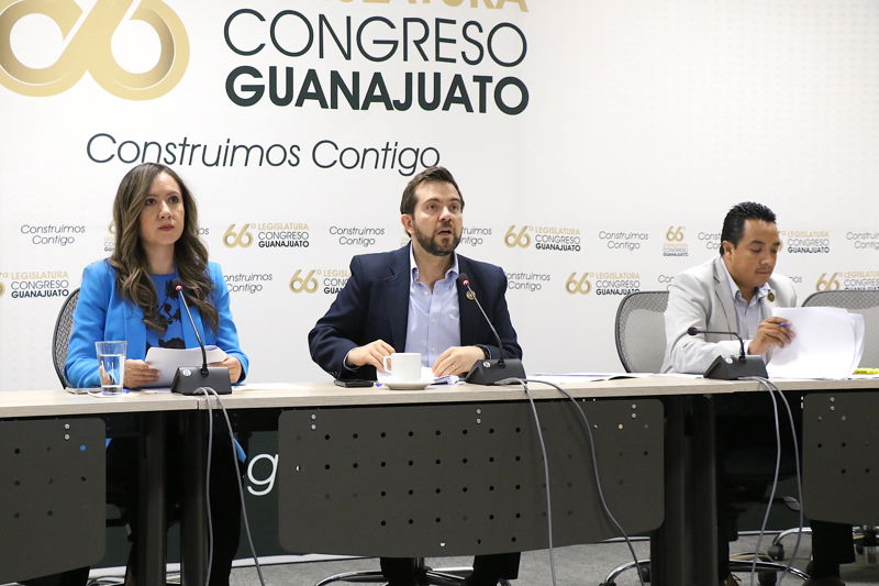 https://congreso-gto.s3.amazonaws.com/uploads/imagen/imagen/103521/pop_7A4A8825.JPG