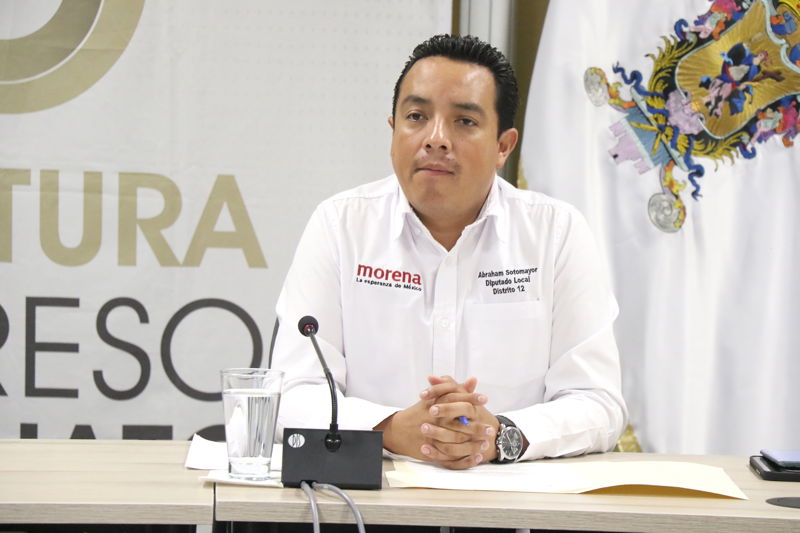 https://congreso-gto.s3.amazonaws.com/uploads/imagen/imagen/103818/pop_7A4A0140.JPG