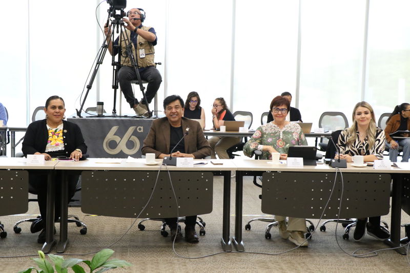 https://congreso-gto.s3.amazonaws.com/uploads/imagen/imagen/104328/pop_7A4A0964.JPG