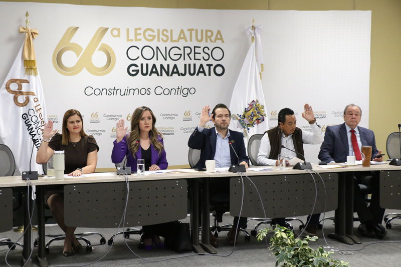 https://congreso-gto.s3.amazonaws.com/uploads/imagen/imagen/106074/pop_7A4A5507.JPG