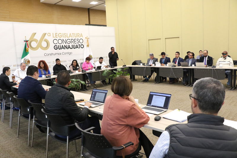 https://congreso-gto.s3.amazonaws.com/uploads/imagen/imagen/106177/pop_7A4A6095.JPG
