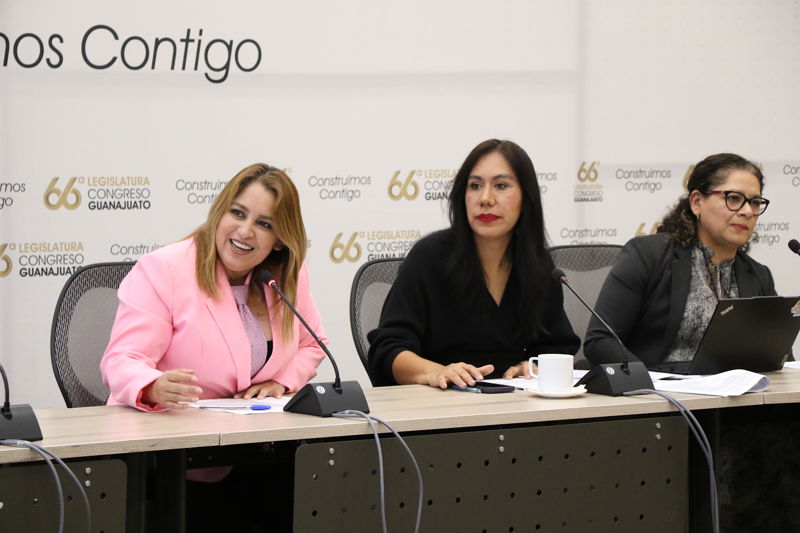 https://congreso-gto.s3.amazonaws.com/uploads/imagen/imagen/108215/pop_7A4A8297.JPG