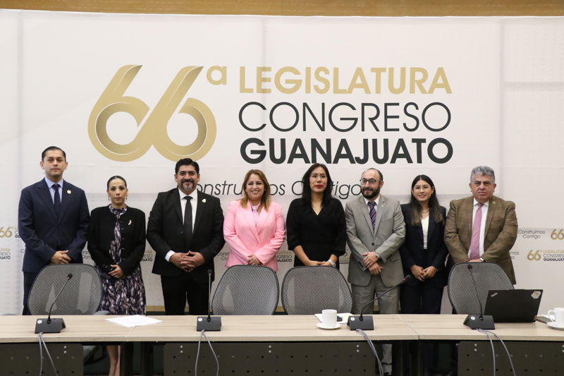 https://congreso-gto.s3.amazonaws.com/uploads/imagen/imagen/108219/pop_7A4A8308.JPG