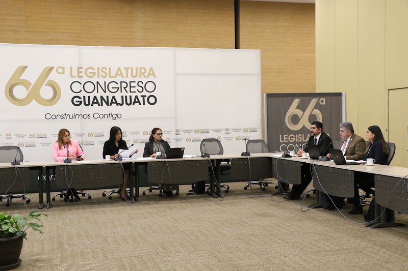 https://congreso-gto.s3.amazonaws.com/uploads/imagen/imagen/108227/pop_7A4A8280.JPG