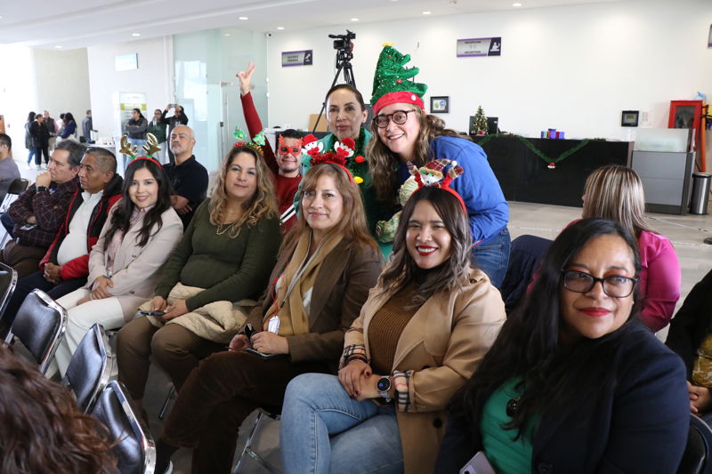 https://congreso-gto.s3.amazonaws.com/uploads/imagen/imagen/108420/pop_7A4A9206.JPG