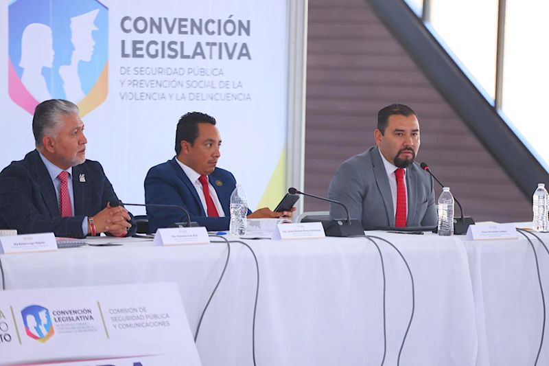 https://congreso-gto.s3.amazonaws.com/uploads/imagen/imagen/108440/pop_5c4a2f66-4895-4eec-866a-bd9779e9b81e.jpg