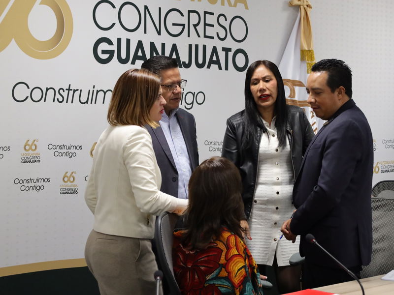 https://congreso-gto.s3.amazonaws.com/uploads/imagen/imagen/109217/pop_0H7A1193.JPG