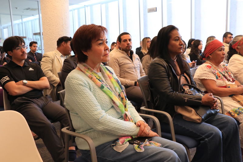 https://congreso-gto.s3.amazonaws.com/uploads/imagen/imagen/110097/pop_7A4A3719.JPG