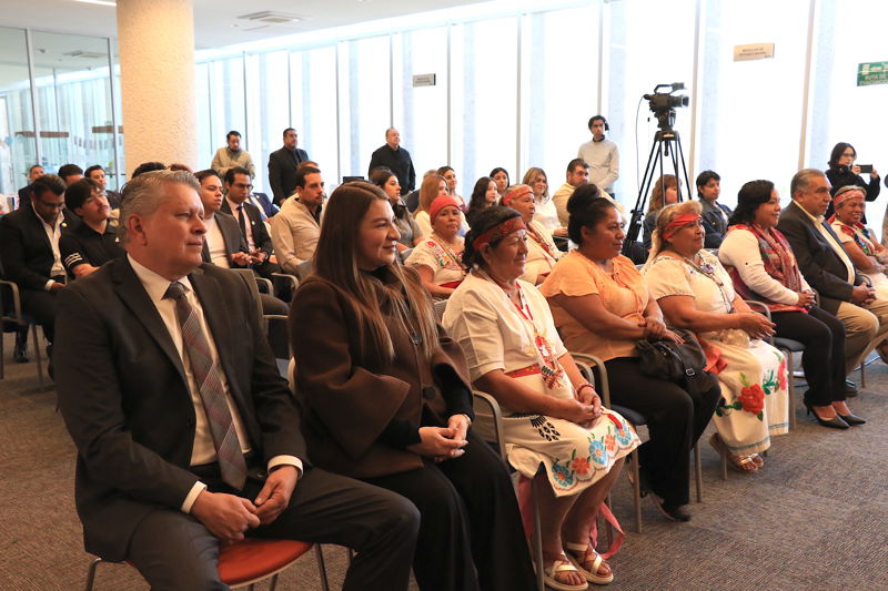 https://congreso-gto.s3.amazonaws.com/uploads/imagen/imagen/110104/pop_7A4A3689.JPG