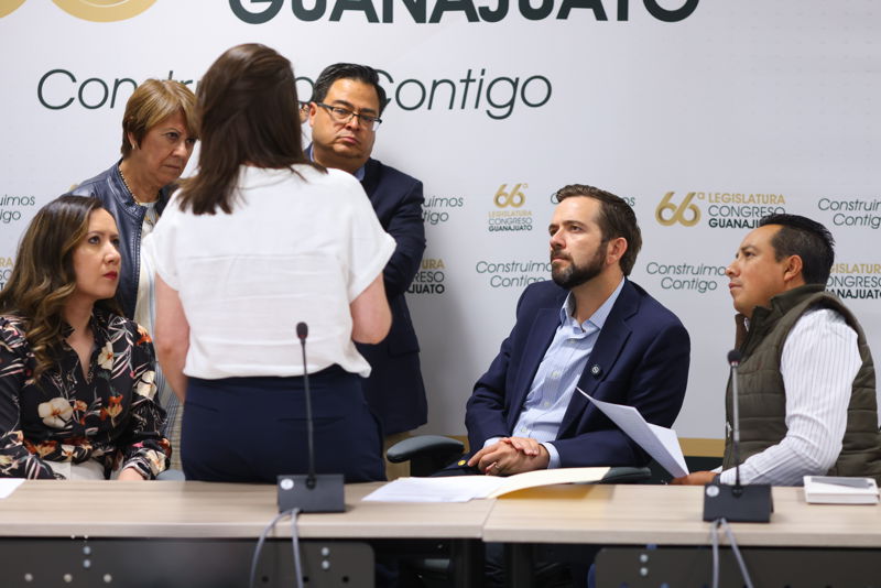 https://congreso-gto.s3.amazonaws.com/uploads/imagen/imagen/110229/pop_6H9A5383.JPG