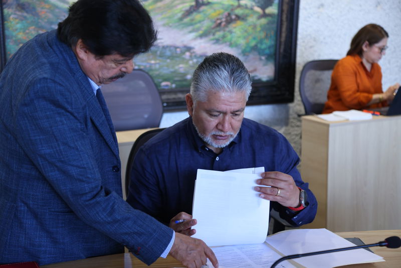 https://congreso-gto.s3.amazonaws.com/uploads/imagen/imagen/112714/pop_DBV_8919.JPG