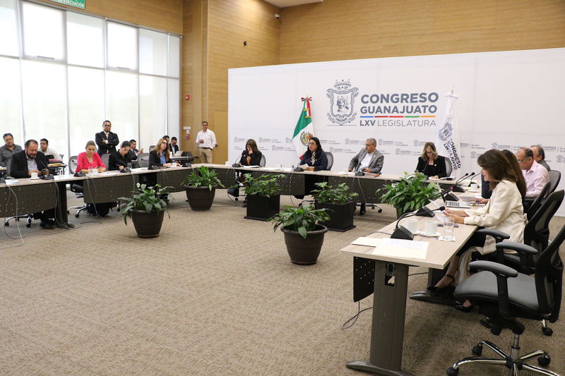https://congreso-gto.s3.amazonaws.com/uploads/imagen/imagen/84671/pop_7A4A8138.JPG