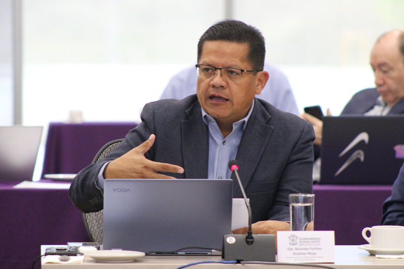 https://congreso-gto.s3.amazonaws.com/uploads/imagen/imagen/90608/pop_7A4A3087.JPG