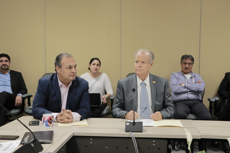 https://congreso-gto.s3.amazonaws.com/uploads/imagen_visita/imagen/2237/pop_7A4A6793.JPG