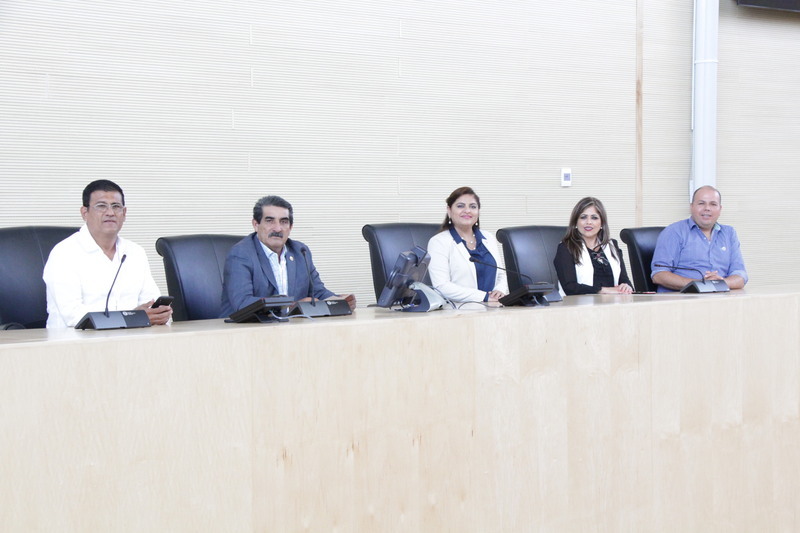 https://congreso-gto.s3.amazonaws.com/uploads/imagen_visita/imagen/2312/pop_IMG_5774.JPG