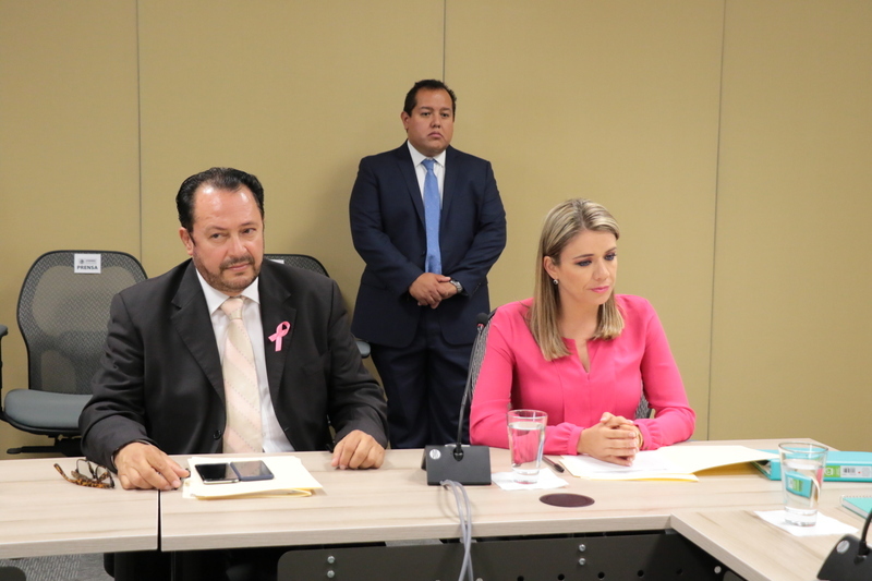 https://congreso-gto.s3.amazonaws.com/uploads/imagen_visita/imagen/2342/pop_Educaci_n_111018-001.JPG