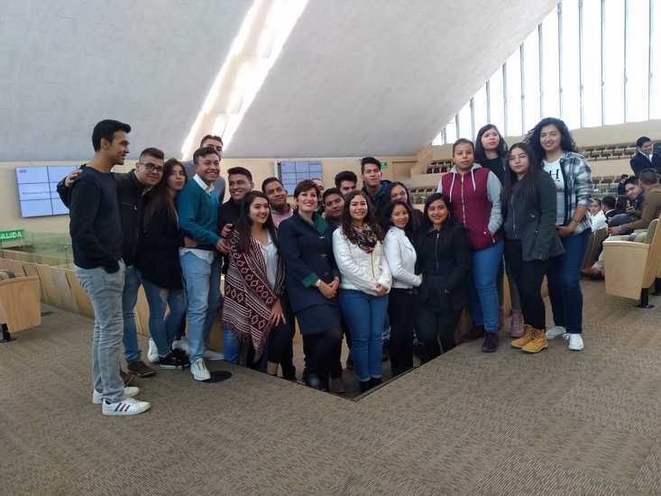 https://congreso-gto.s3.amazonaws.com/uploads/imagen_visita/imagen/2408/pop_9f06705a-1a5b-43e3-adc1-d07692268c32.JPG