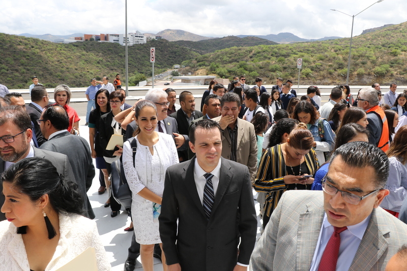 https://congreso-gto.s3.amazonaws.com/uploads/imagen_visita/imagen/2646/pop_7A4A2995.JPG